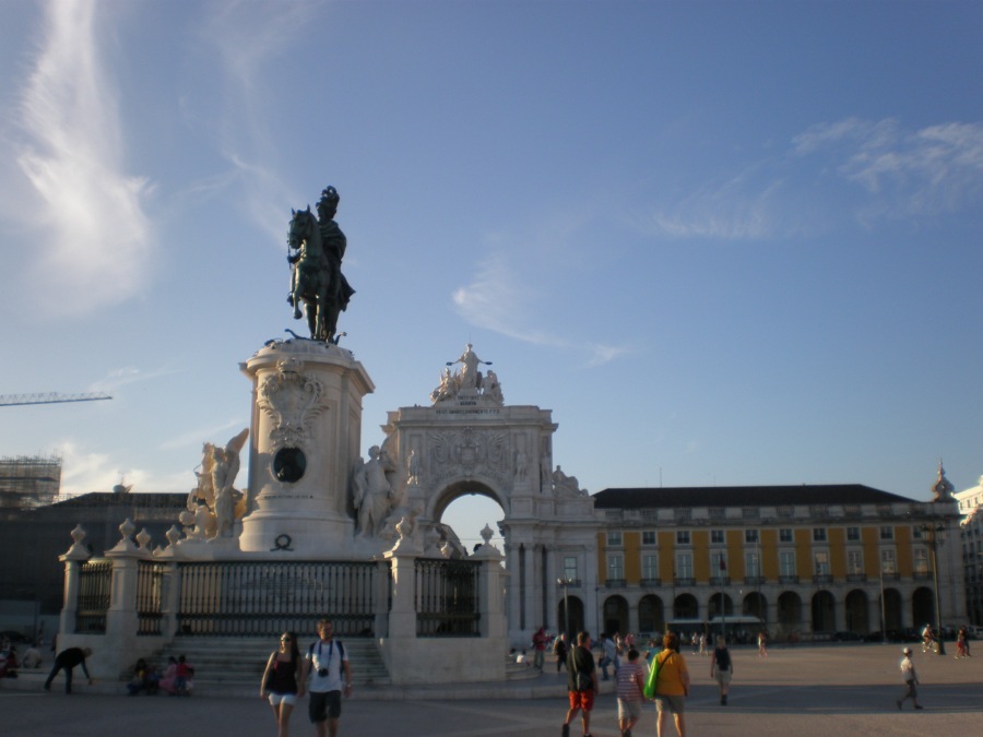 the Comercio square