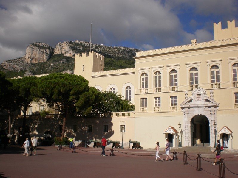 Place du Palais square and the Prince's palace