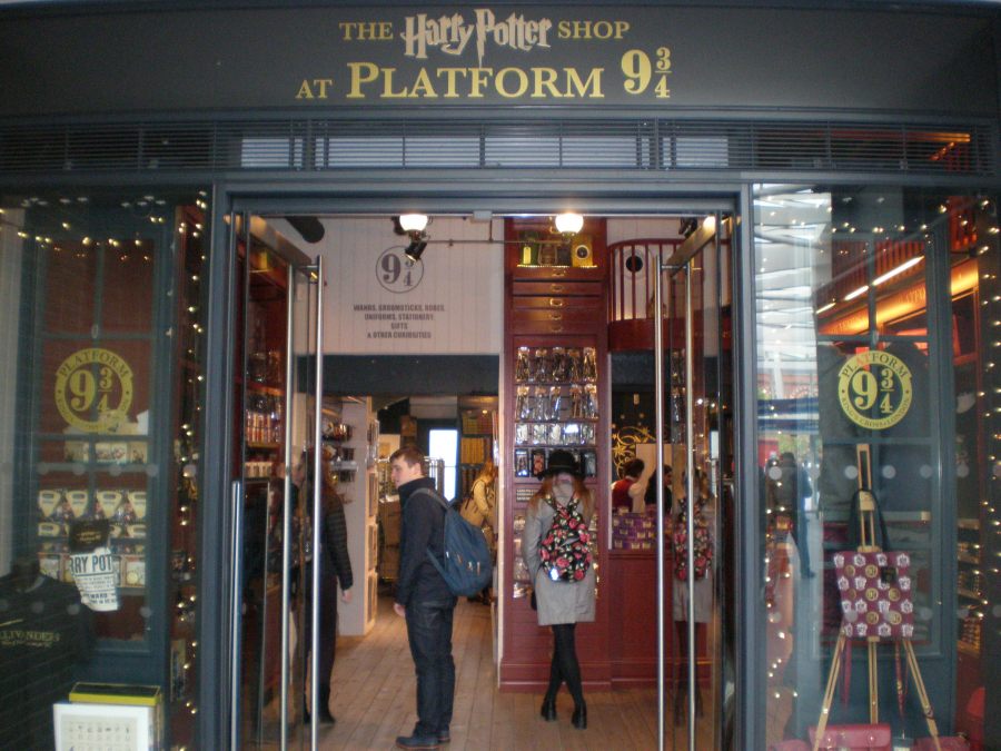 Harry Potter shop at King's Cross station