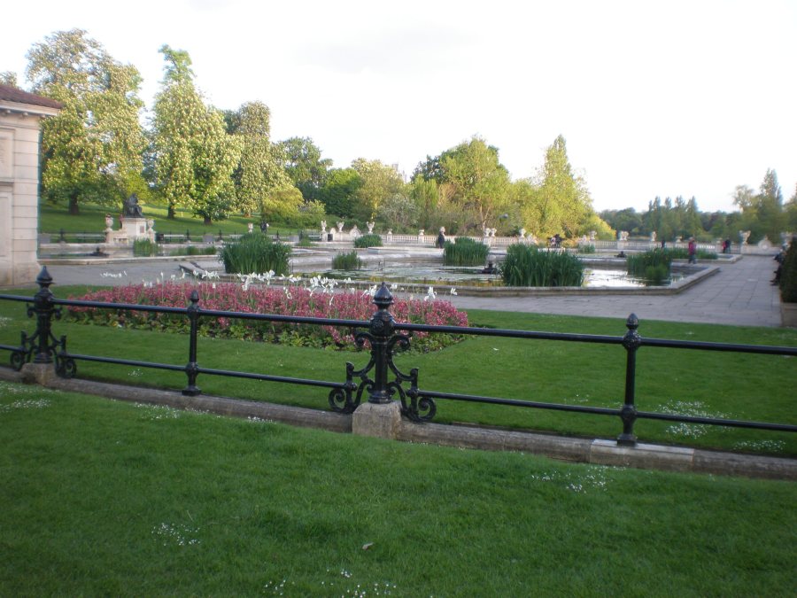 Kensington gardens park