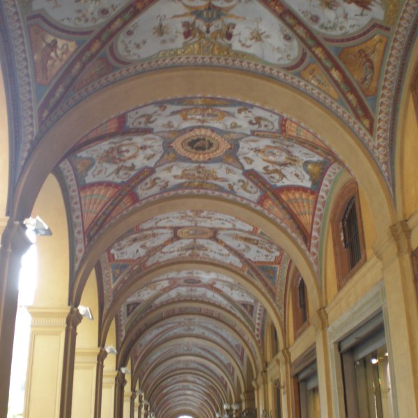 porticos in Bologna