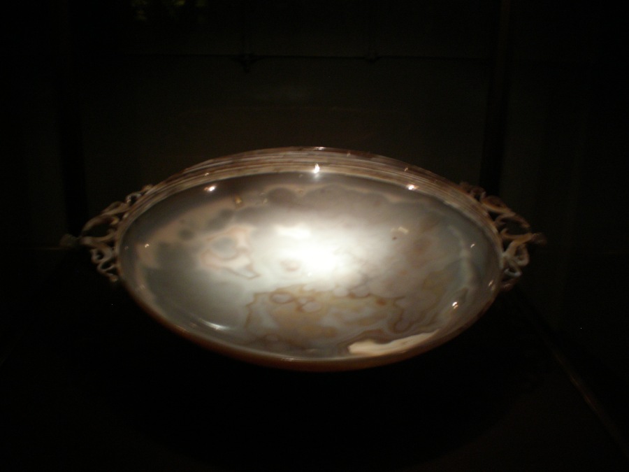 agate bowl in Imperial Treasury Vienna